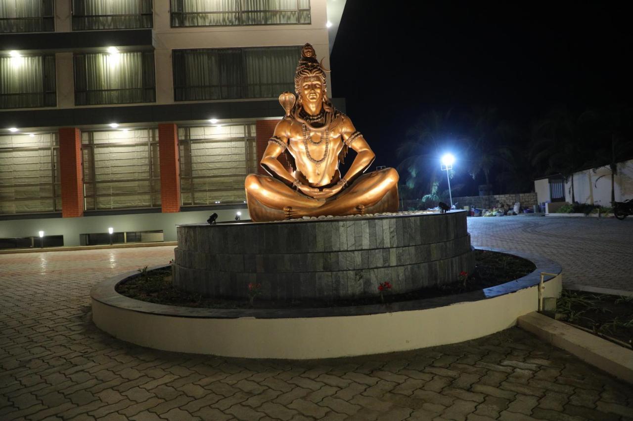 Vits The Somnath Gateway Hotel Buitenkant foto