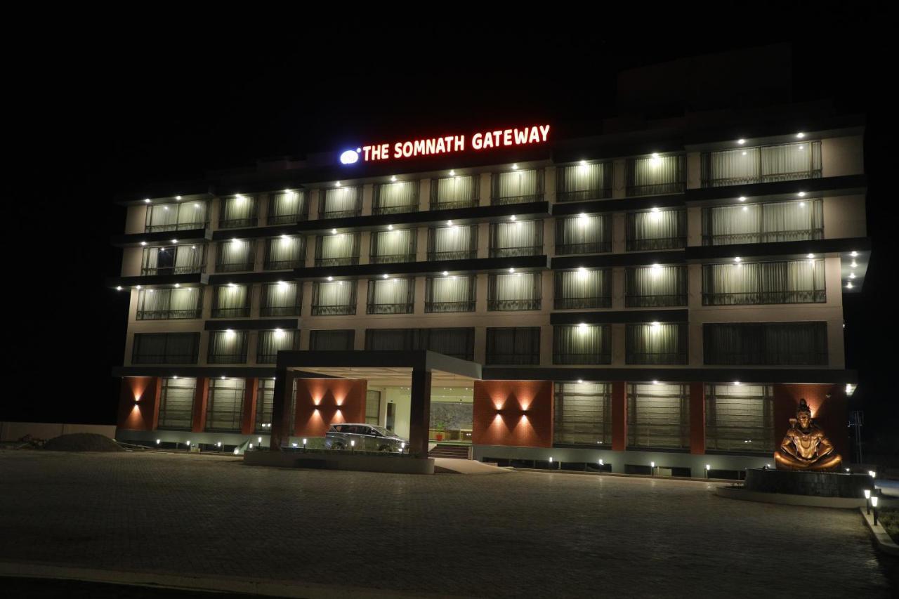 Vits The Somnath Gateway Hotel Buitenkant foto