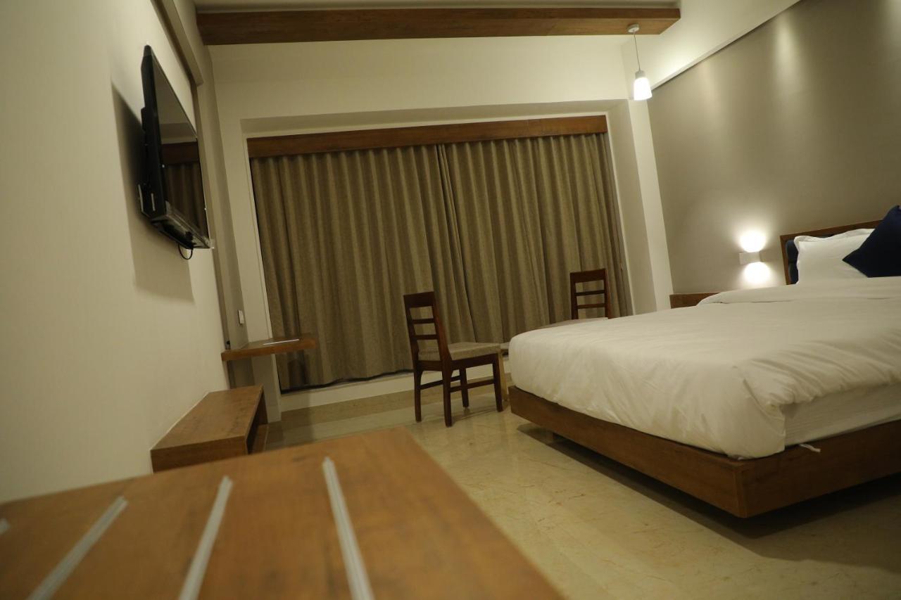 Vits The Somnath Gateway Hotel Buitenkant foto
