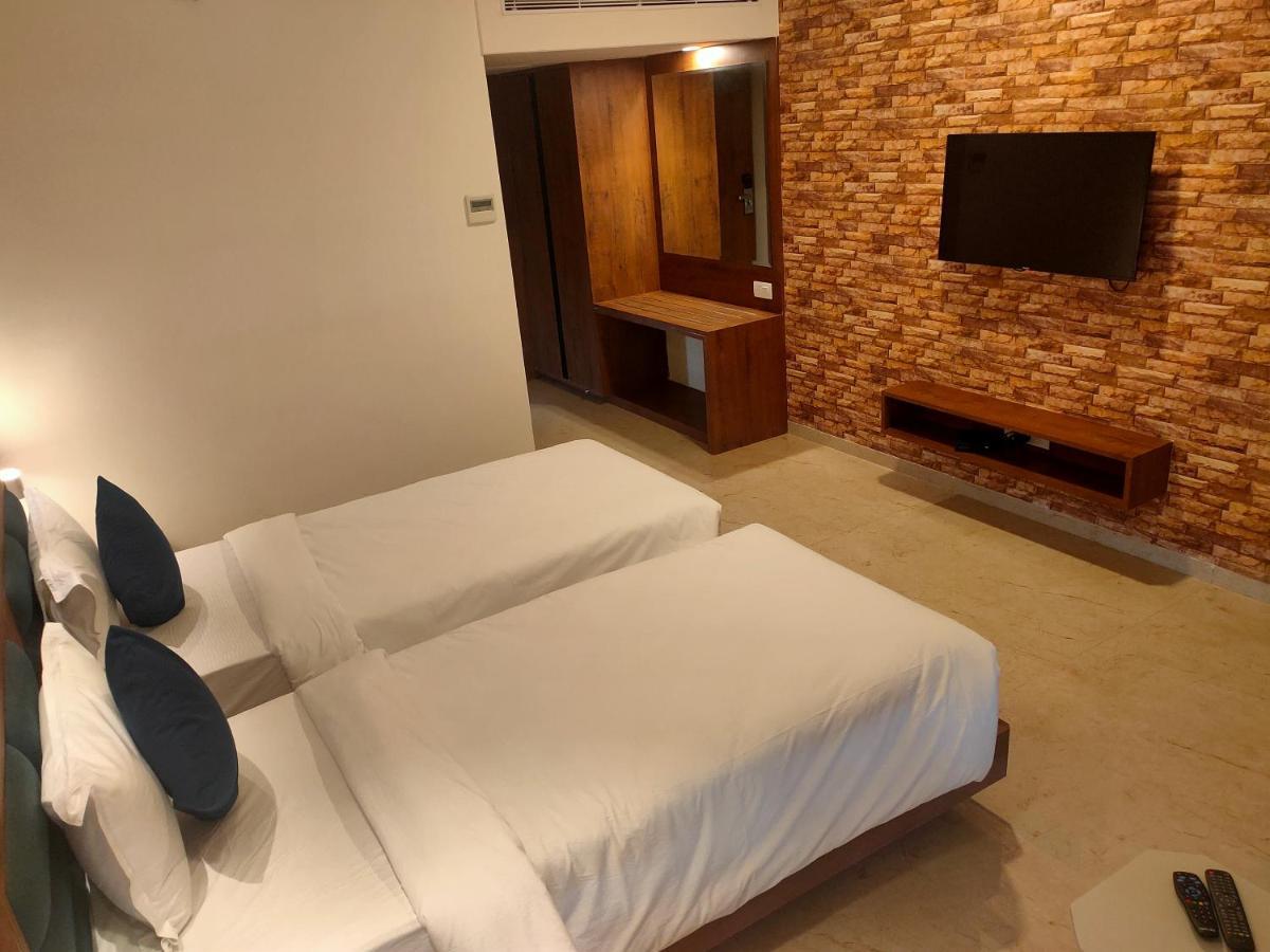 Vits The Somnath Gateway Hotel Buitenkant foto