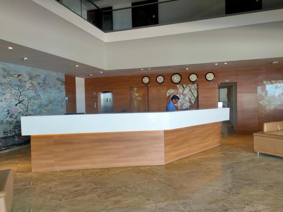 Vits The Somnath Gateway Hotel Buitenkant foto