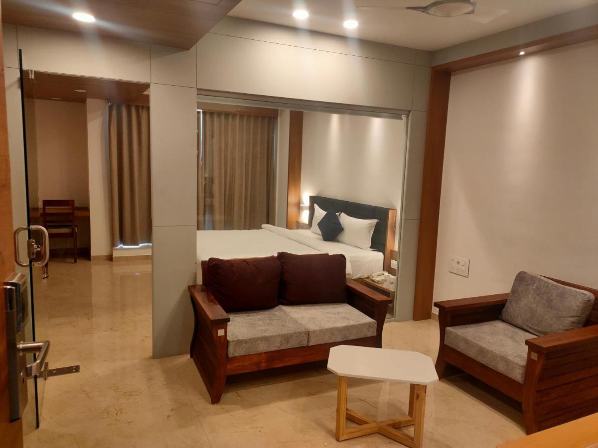 Vits The Somnath Gateway Hotel Buitenkant foto